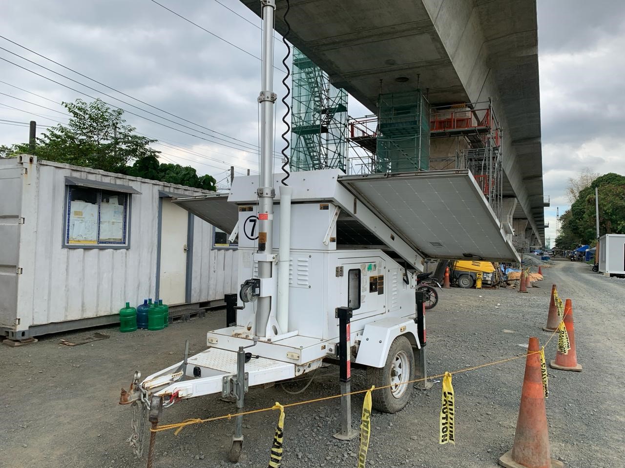 Tower Light 03​ Univ ULT - 900 (2020)​ 60000 lu ​