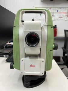 TOTAL STATION 03  Leica TS03 3” R500