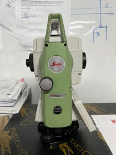 TOTAL STATION 09 Leica TS07 5” R500