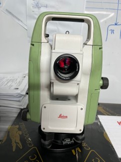 TOTAL STATION 11 Leica TS07 5' R500