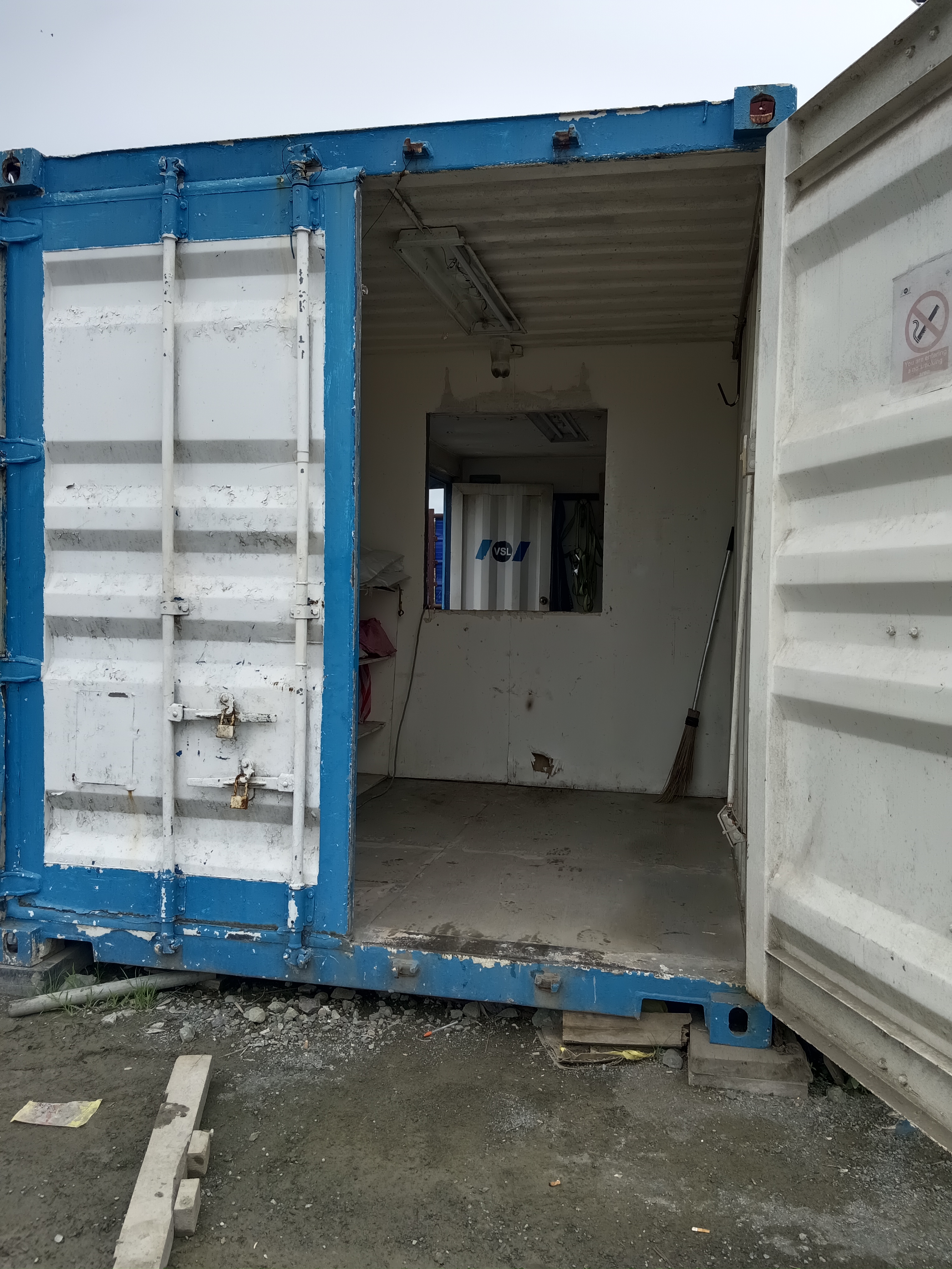 Office Container Van 31 (20ft)​  PCY18 'SOLD'