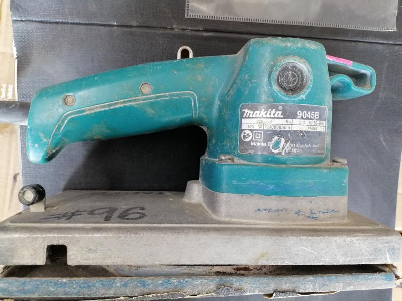 Makita Finishing Sander - 9045B - 520W