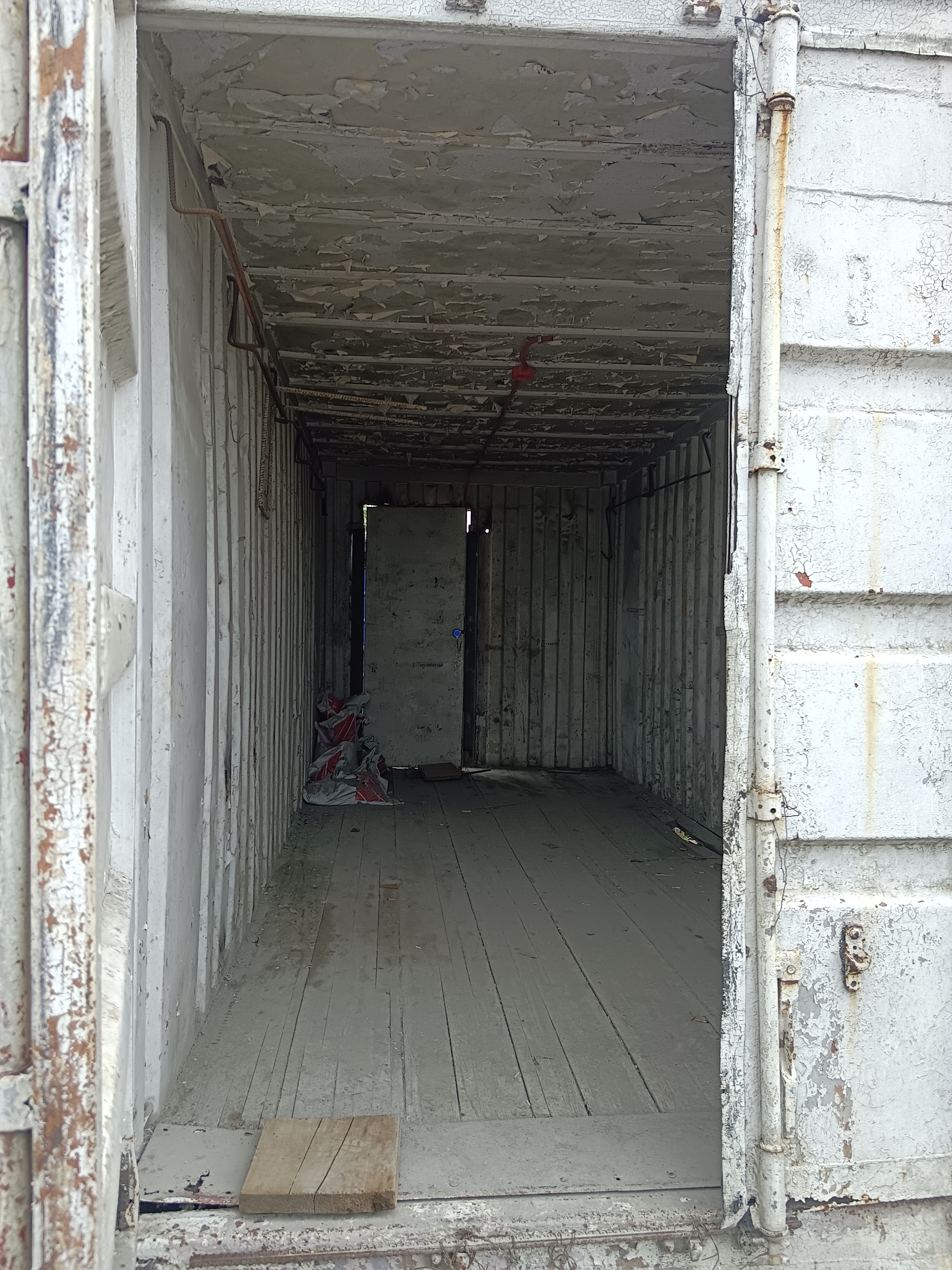 Storage Container Van 64 (20ft)​