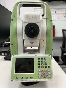 TOTAL STATION 03  Leica TS03 3” R500